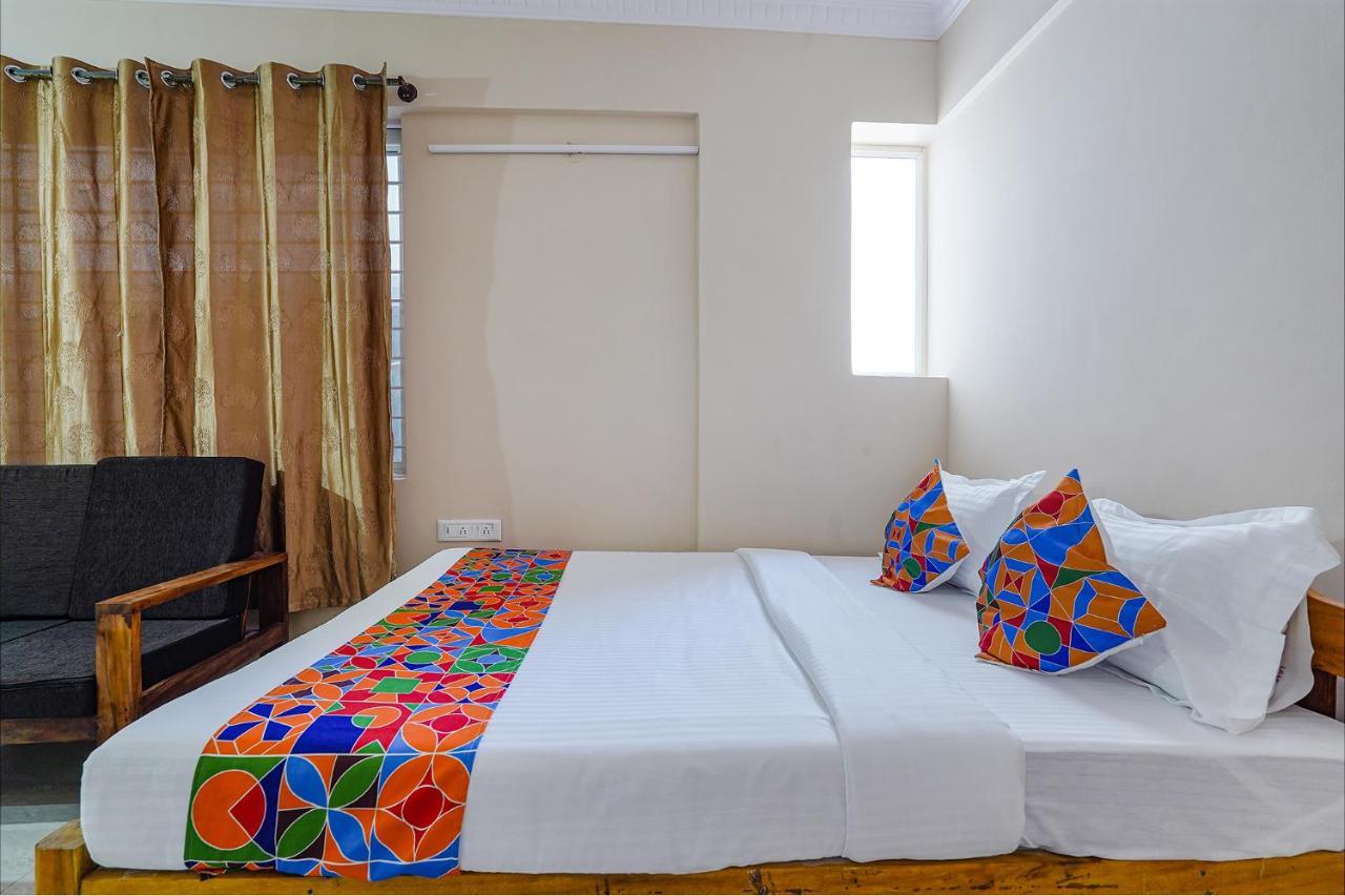 Fabhotel The Lepsi Inn - Btm Layout Бангалор Екстериор снимка